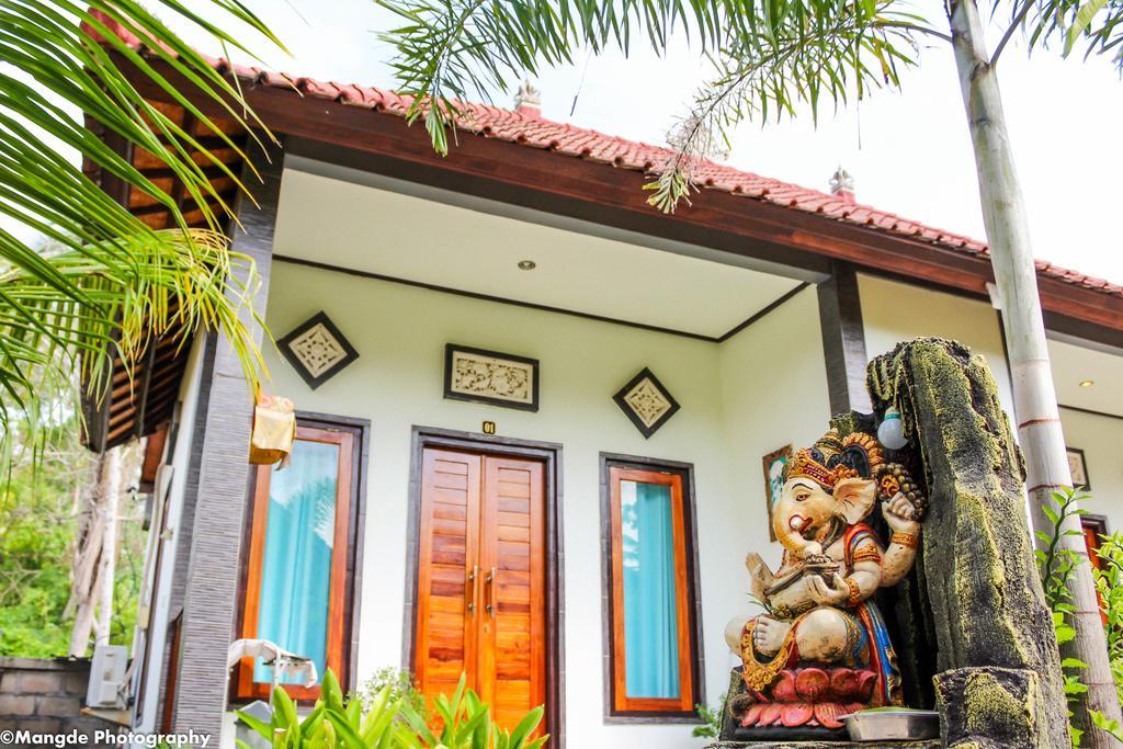 Medal Jaya Hostel & Room Nusa Lembongan  Ngoại thất bức ảnh