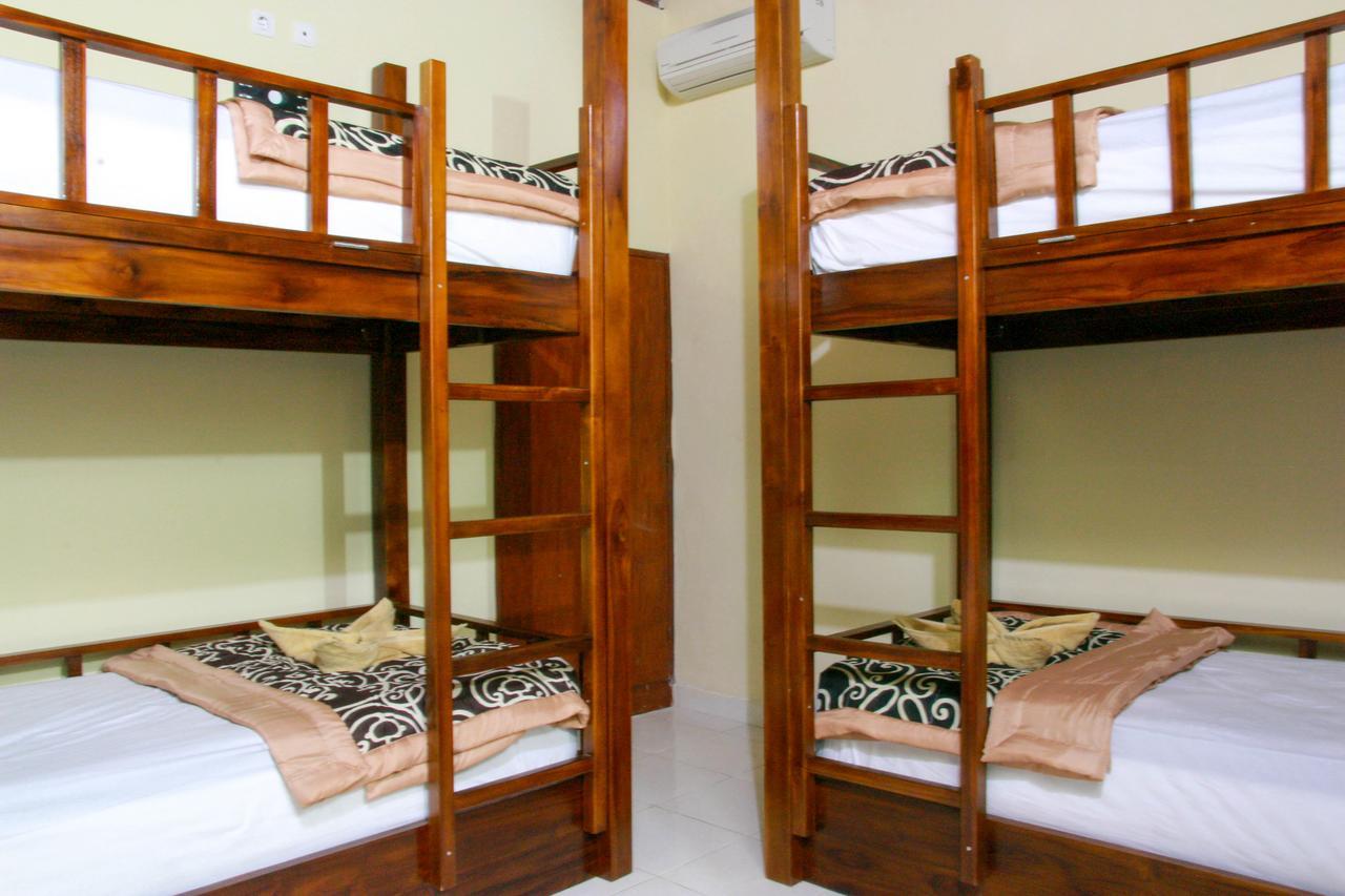 Medal Jaya Hostel & Room Nusa Lembongan  Ngoại thất bức ảnh