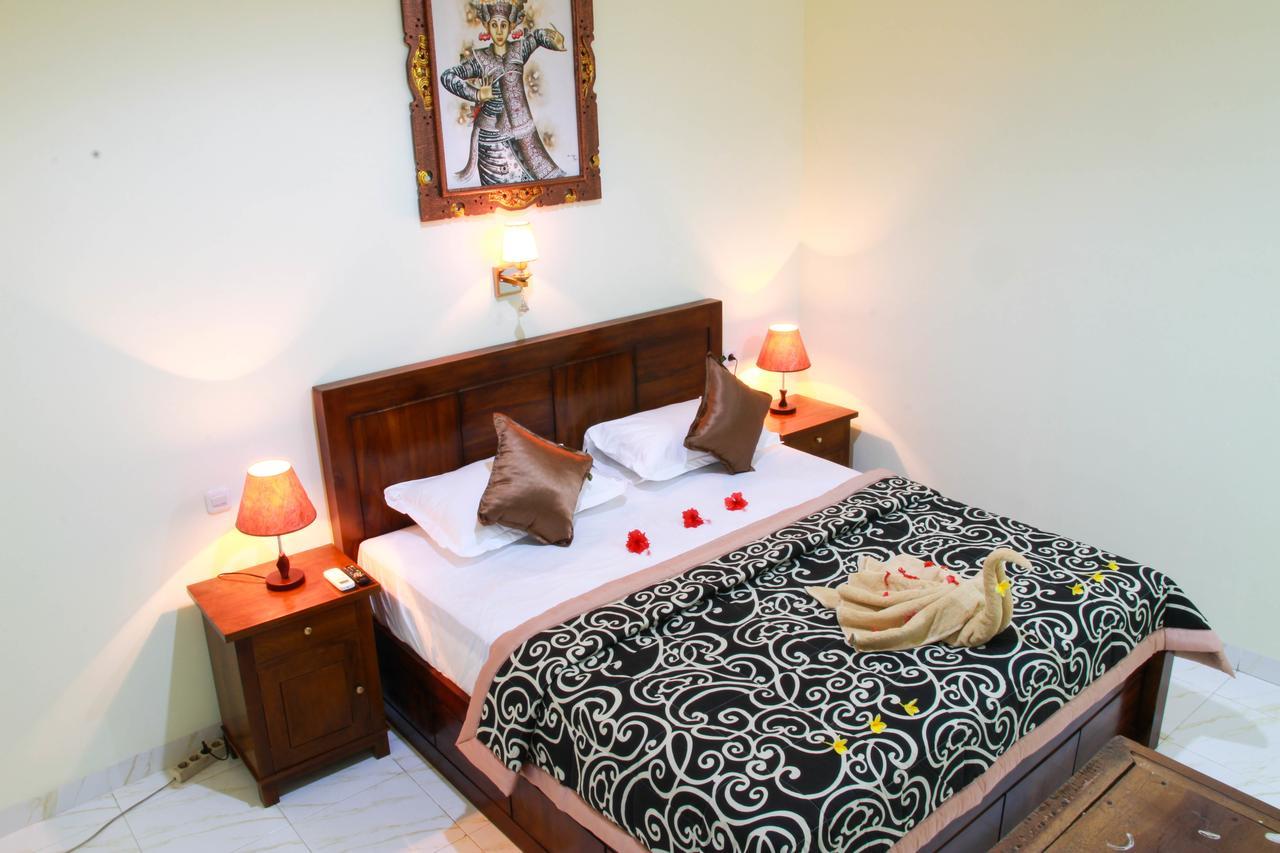 Medal Jaya Hostel & Room Nusa Lembongan  Ngoại thất bức ảnh