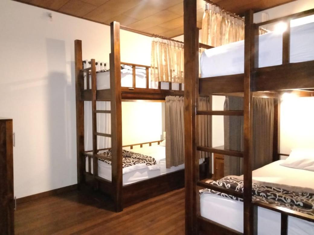Medal Jaya Hostel & Room Nusa Lembongan  Ngoại thất bức ảnh
